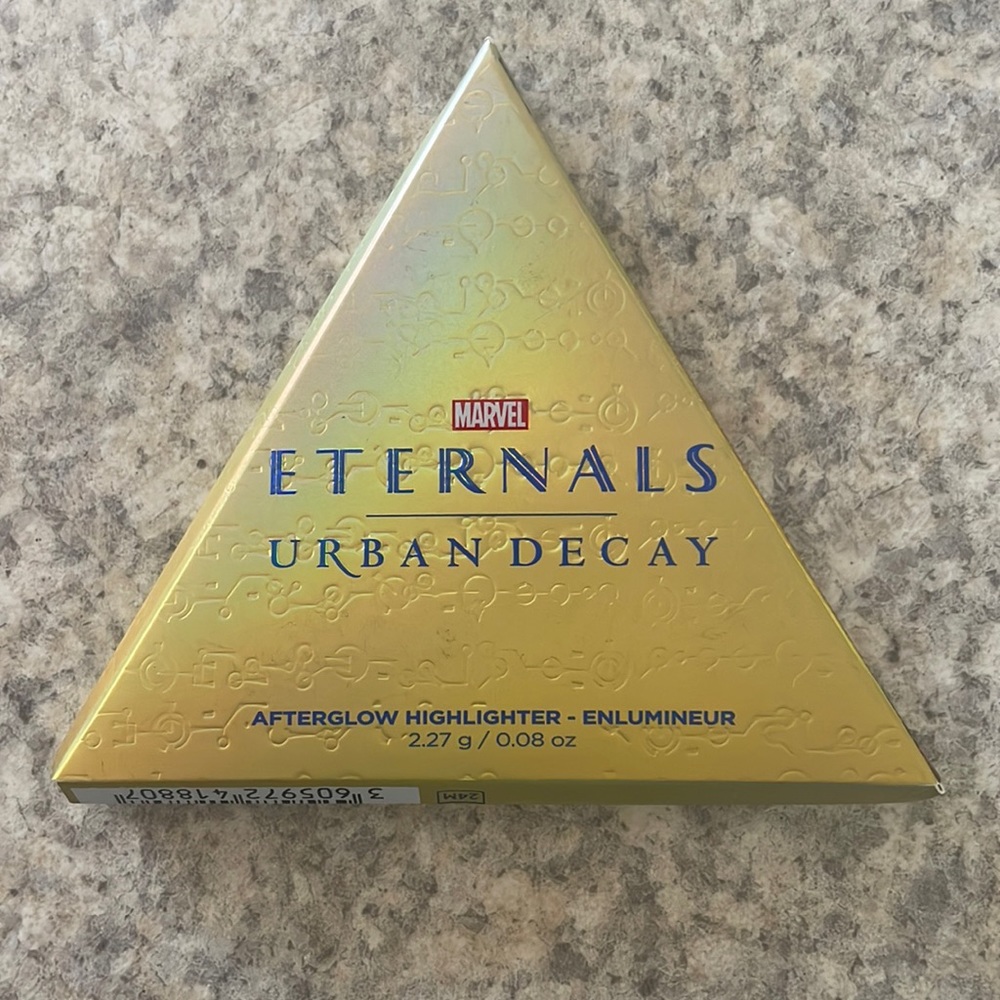 Marvel Eternals by Urban Decay Afterglow Highlighter